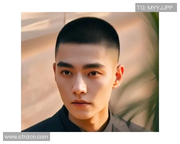 短发足球明星推荐男士发型灵感与时尚搭配指南