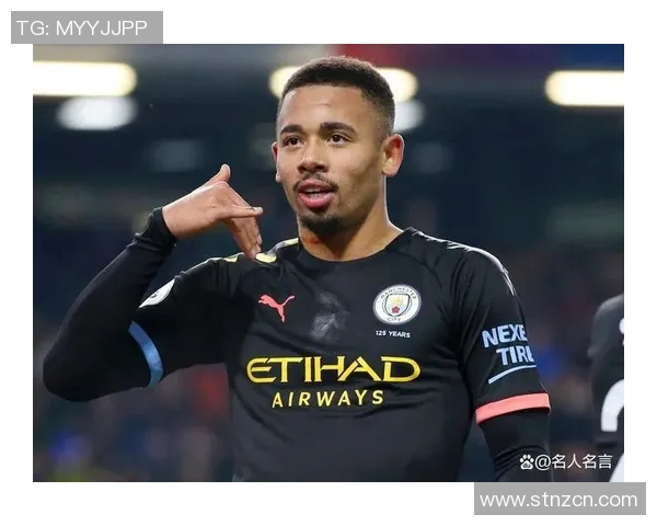 全球足球明星周薪揭秘：谁是足坛收入最高的球员及其背后的故事