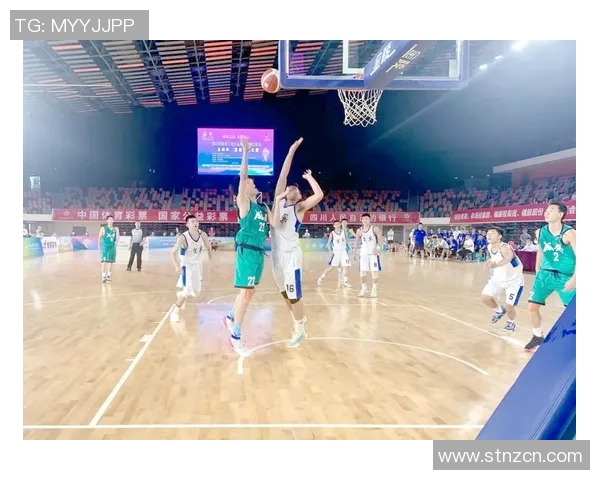 成都篮球队在城市联赛中以100分高居积分榜首位展现强劲实力