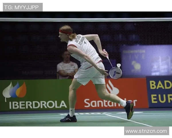 武汉羽毛球队在欧锦赛积分榜上以57分稳居第一展现强大实力 武汉羽毛球队在欧锦赛积分榜上以57分稳居第一展现强大实力