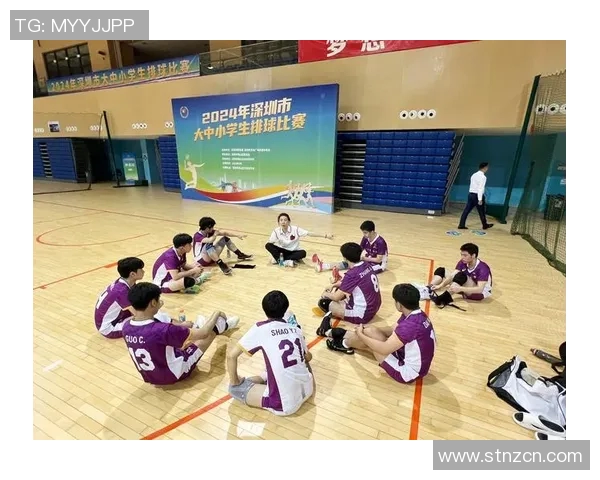 深圳排球队的耐力之道：揭秘排球背后的坚持与奋斗精神